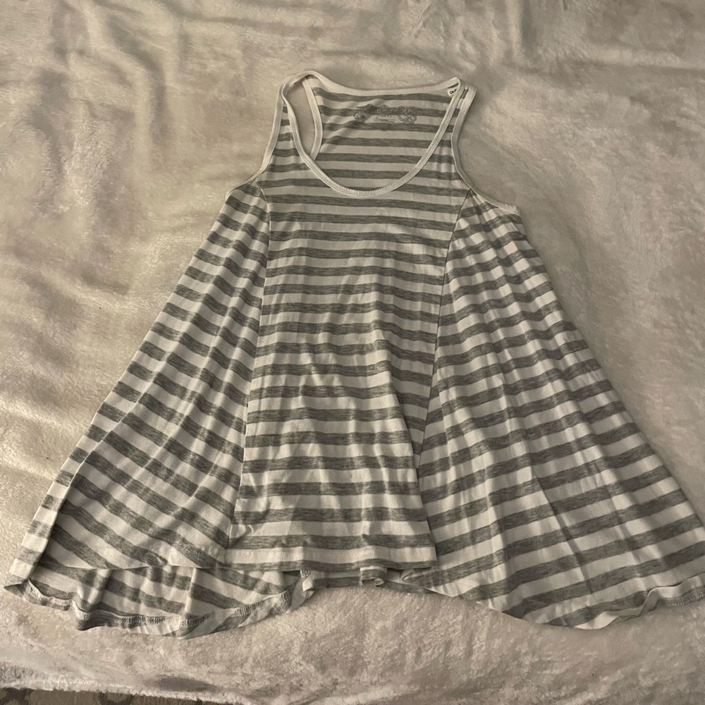 Grey and white striped medium tank top